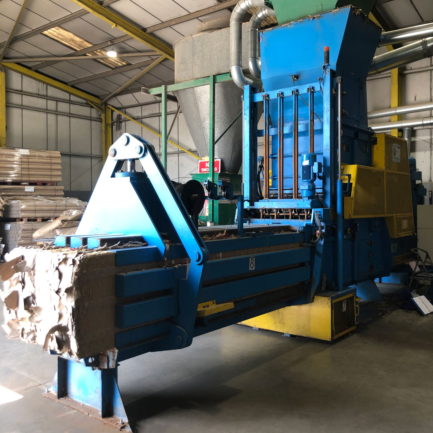 Blaybourne Converters Baler Machine